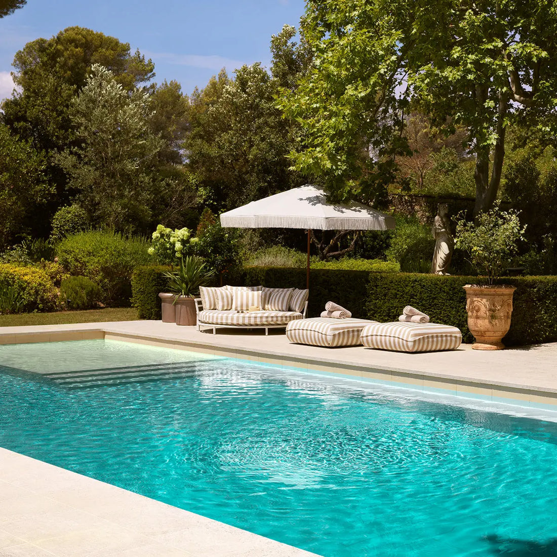 Outdoor Bed Laguno Eichholtz