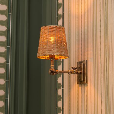 Wall Lamp Wentworth Single vintage brass finish incl rattan shade