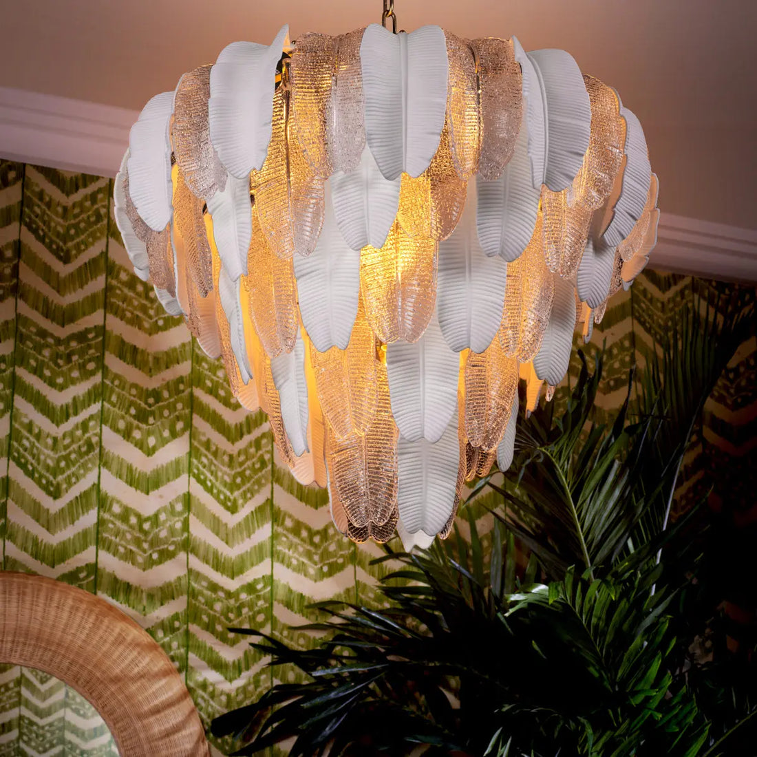 Chandelier Saint Lucia L antique brass finish