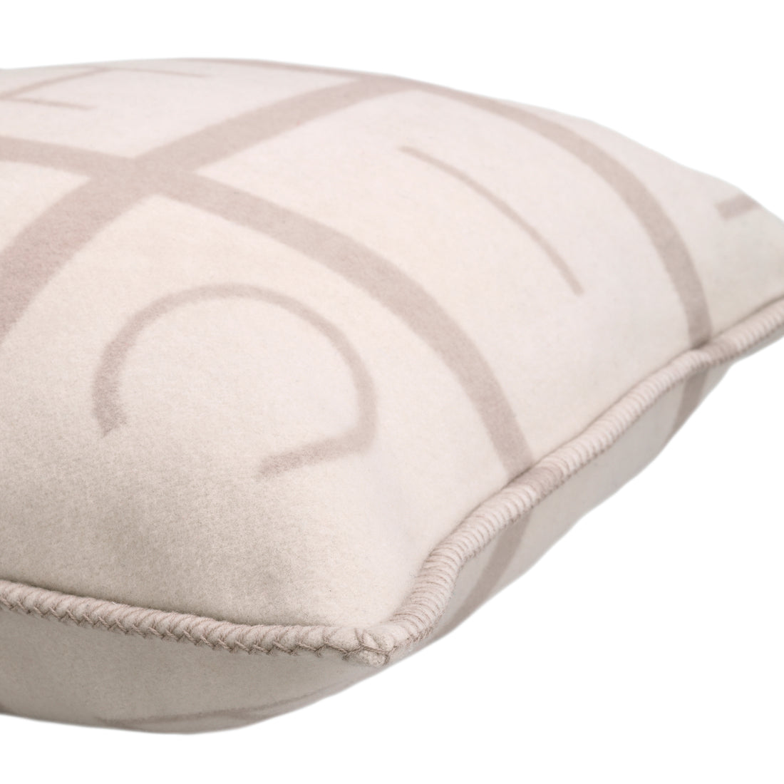 Cushion Zera L