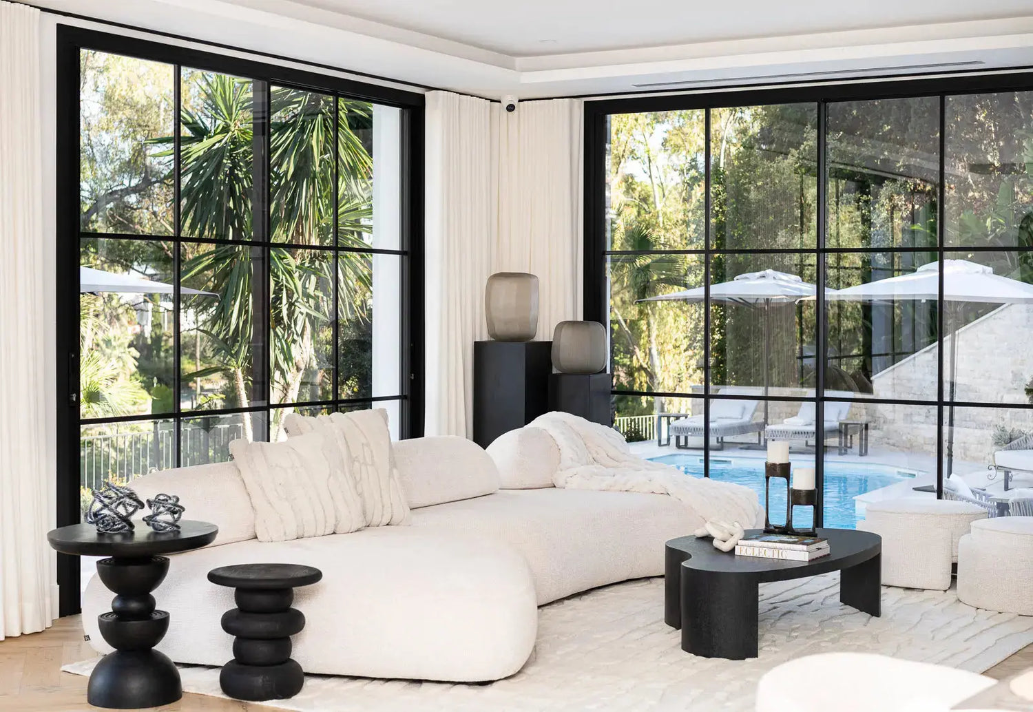 Luxury Home Staging. Designed to Sell Eichholtz by IdHouse