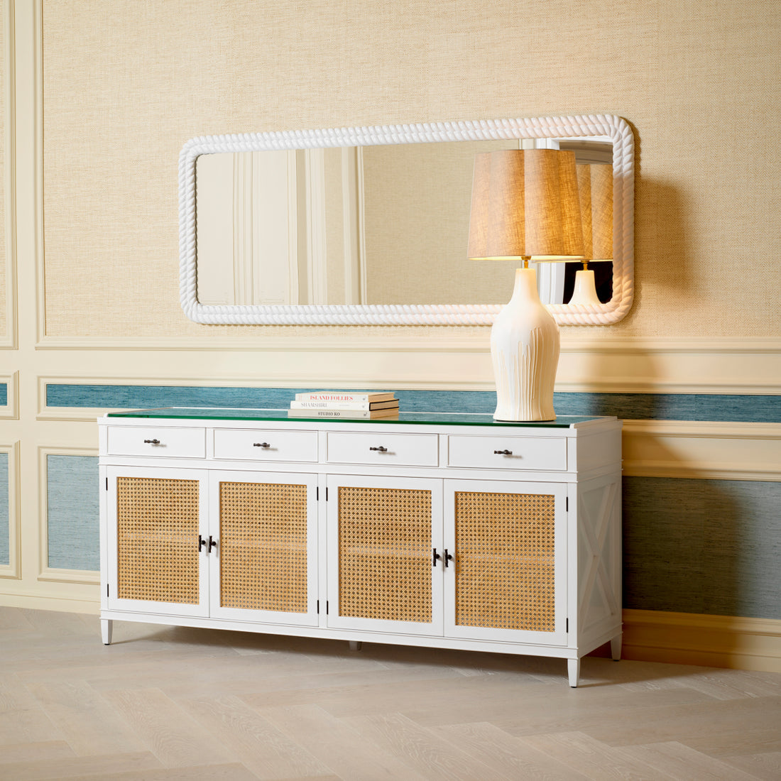 Dresser Bahamas piano white finish