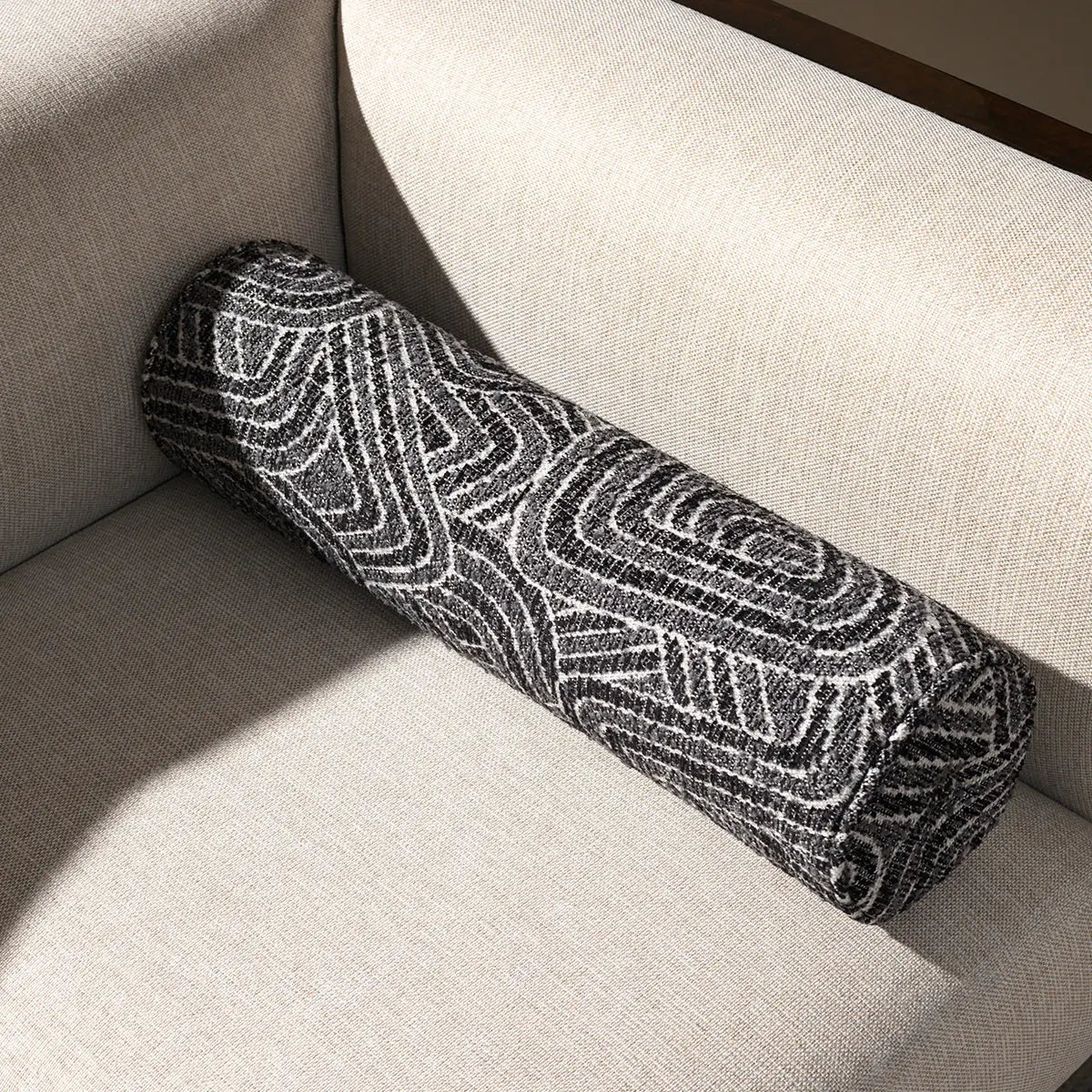 Cushion Amarante Eichholtz
