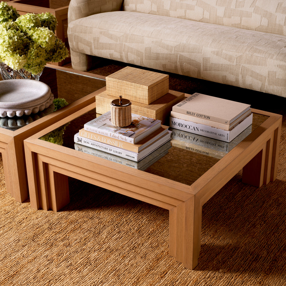 Coffee Table Metropolitan natural oak open grain veneer