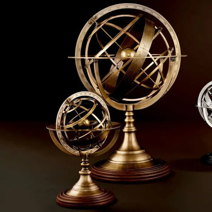 Globe  L Eichholtz