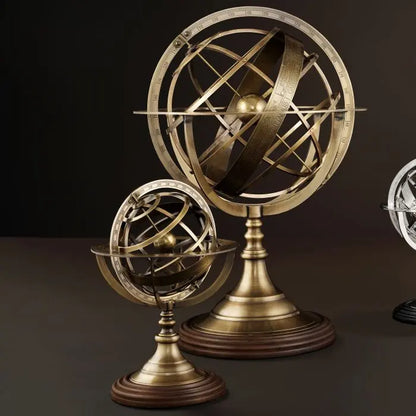 Globe  L Eichholtz